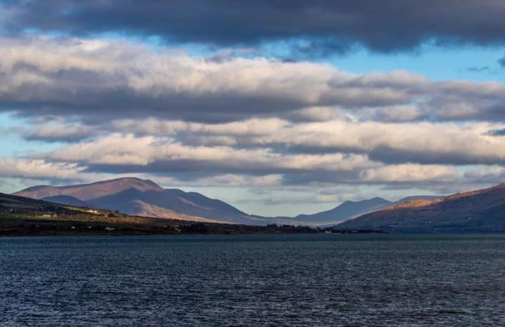 Skellig View Sunset Cliffs View Apartment Portmagee Exteriér fotografie